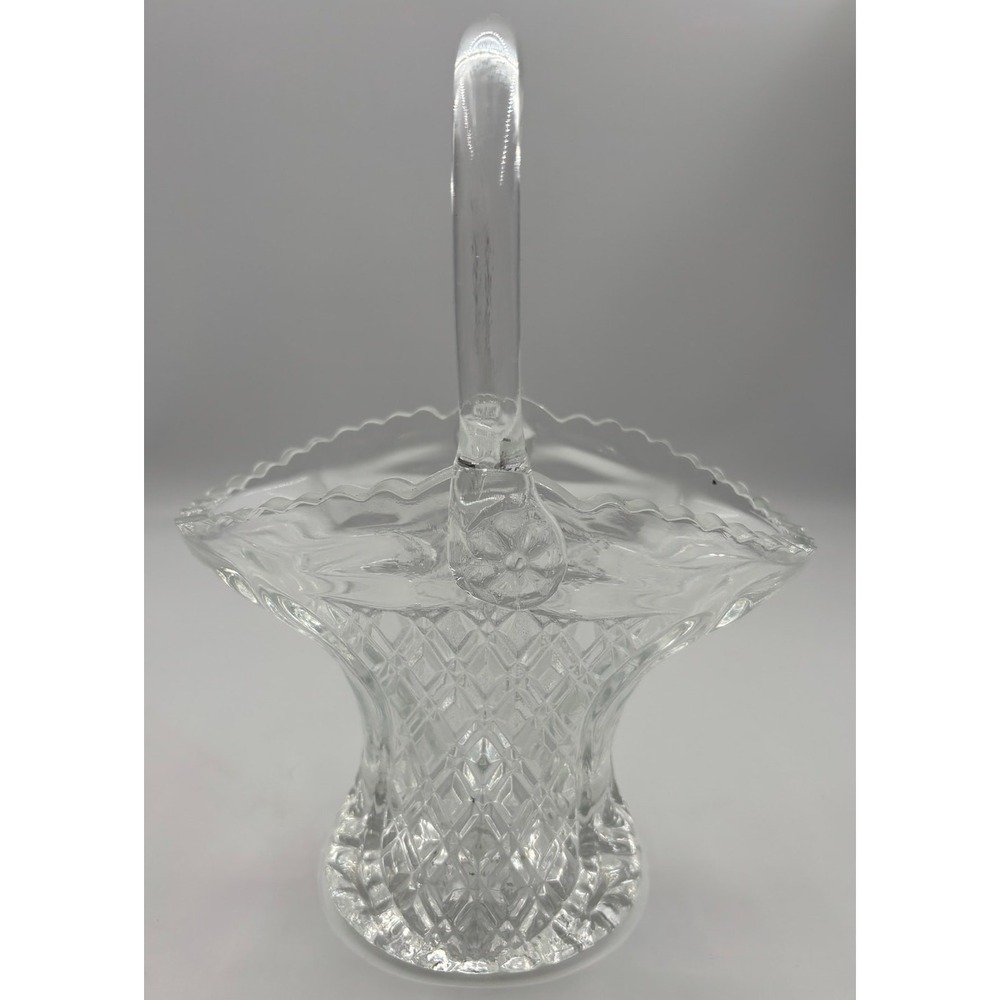 Princess House Diamond Cut Crystal Glass‎ Basket With Handle
